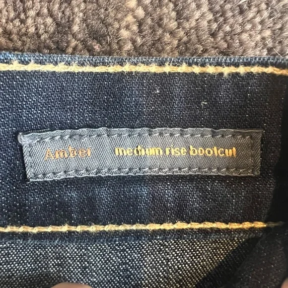 Citizens of Humanity Amber Medium Rise Boot Cut Jeans - Picture 5 of 8